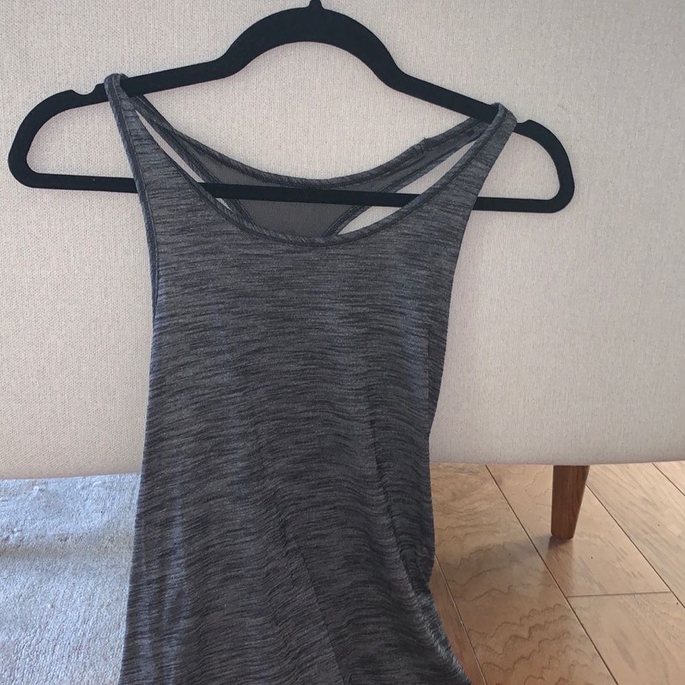 Lululemon Wokrout tank backless